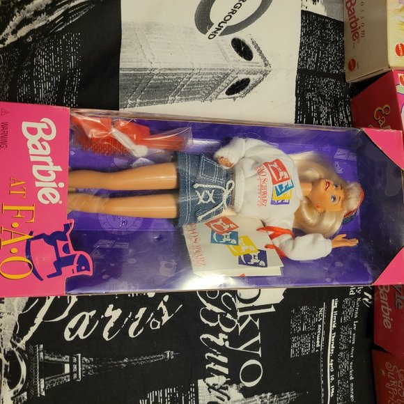 Barbies - Picture 8 of 15